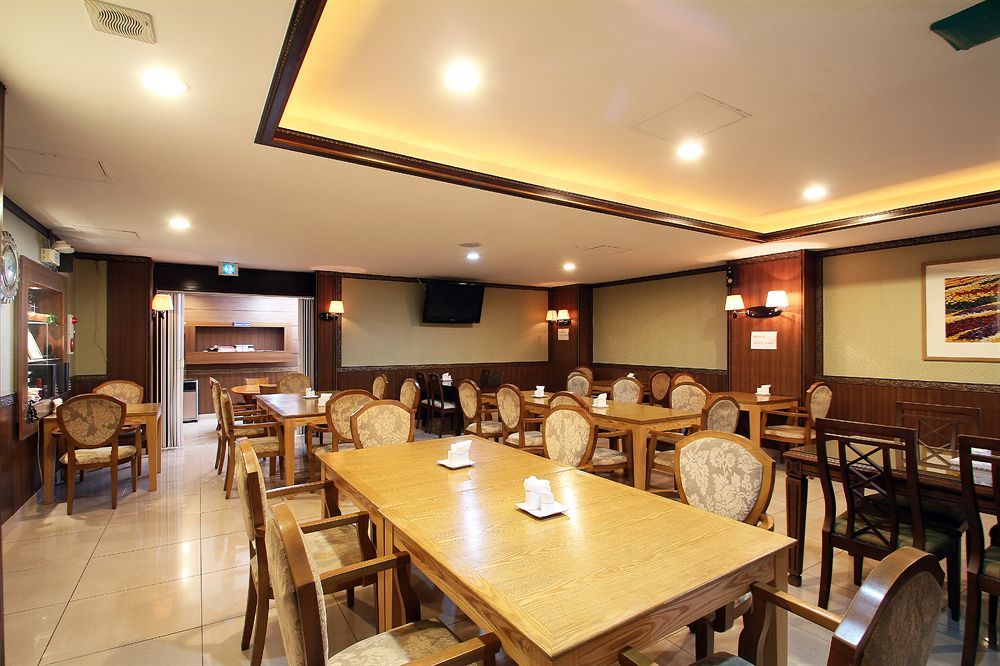 Reborn Suwon Silkroad Hotel Exterior foto