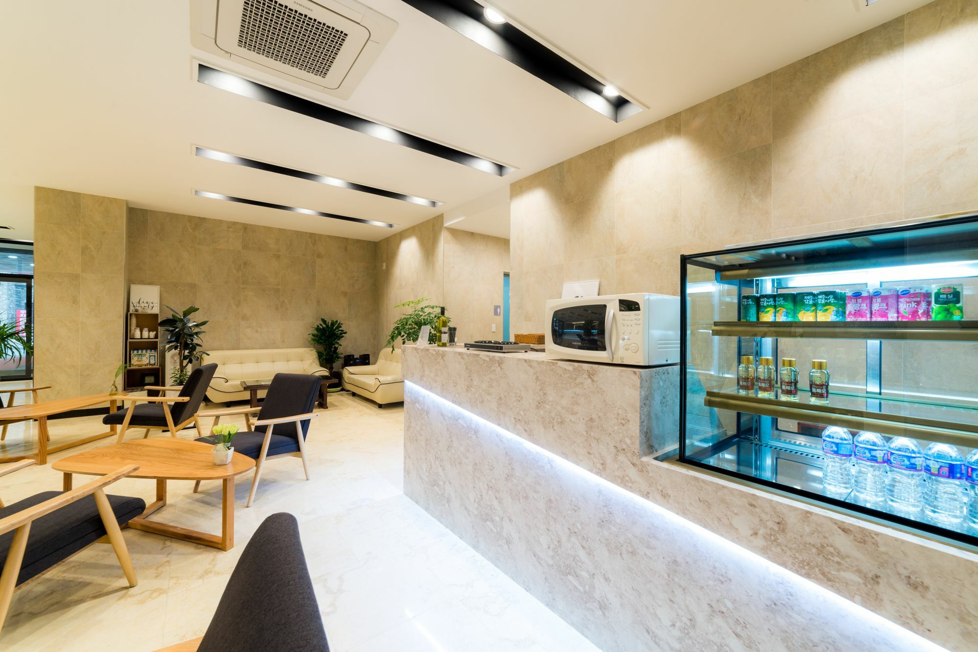 Reborn Suwon Silkroad Hotel Exterior foto